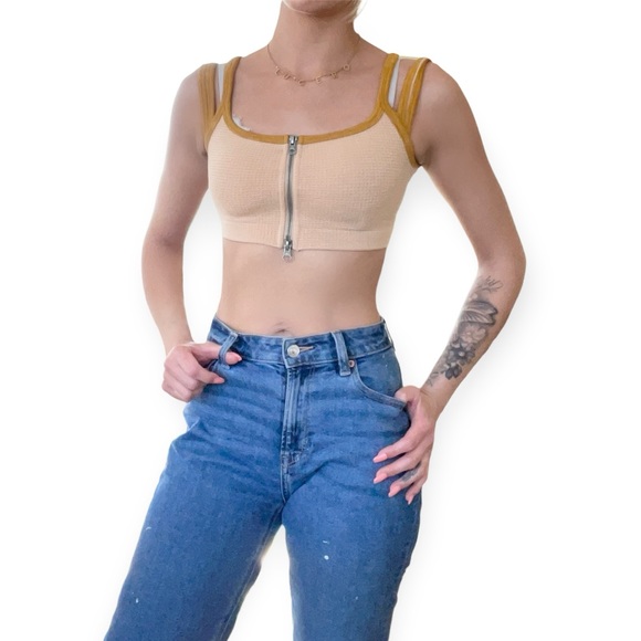 Urban Outfitters On My Way Seamless Zip Top - Picture 5 of 7